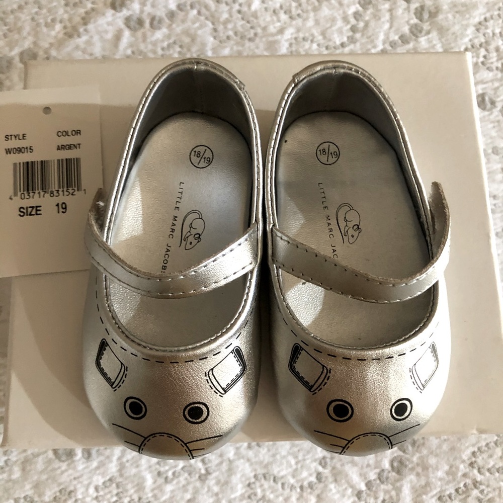New Marc Jacobs baby shoes sz 19